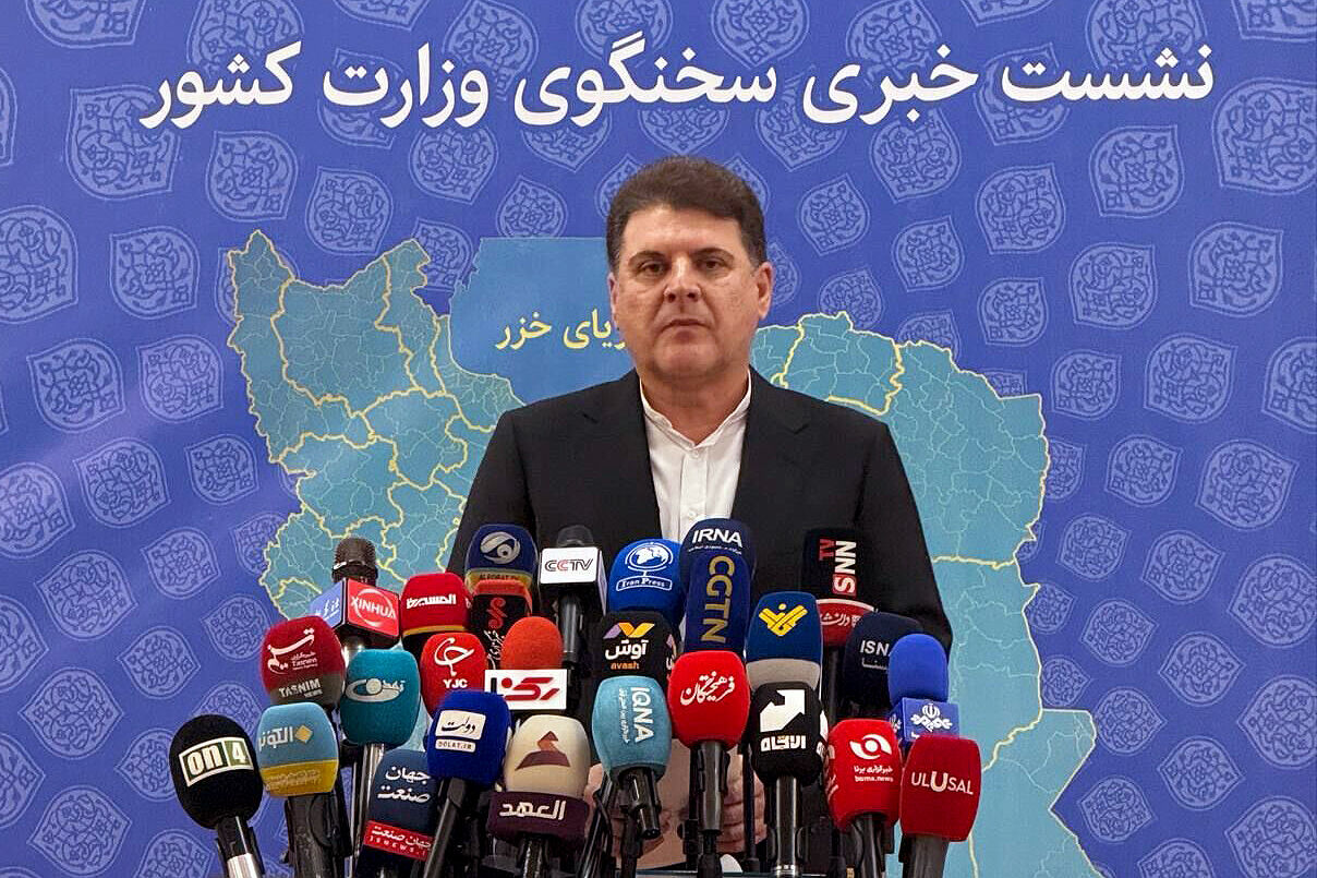 زینیوند: انتخابات شوراها تا پایان امسال برگزار میشود/ لایحه قانون احزاب را اصلاح میکنیم زینیوند: انتخابات شوراها تا پایان امسال برگزار میشود/ لایحه قانون احزاب را اصلاح میکنیم