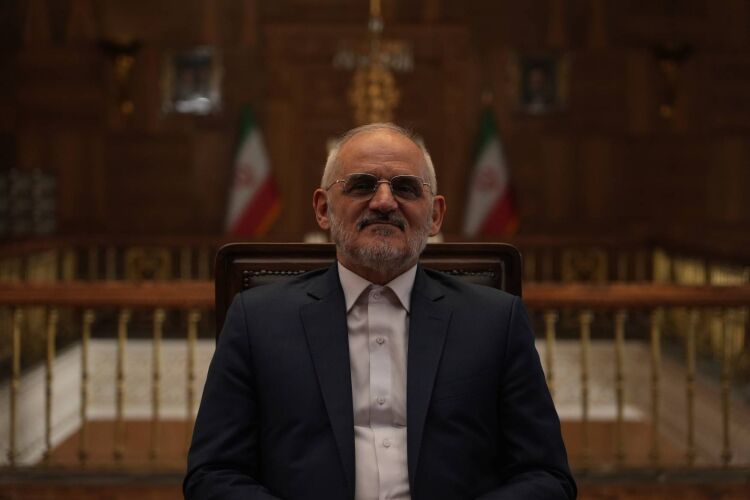 رئیسجمهور؛ شنونده همه دیدگاهها/ رقبا نیز میتوانند در حل مسائل کشور نقش داشته باشند رئیسجمهور؛ شنونده همه دیدگاهها/ رقبا نیز میتوانند در حل مسائل کشور نقش داشته باشند