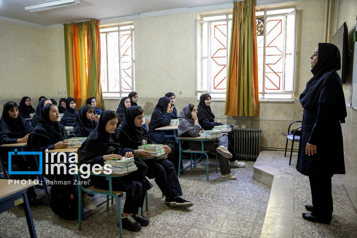 مدارس گیلان آماده بازگشت بیش از ۳۷۰ هزار دانشآموز به کلاسهای درس