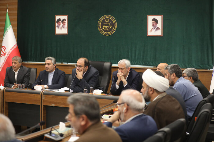 واگذاری سهام به اشخاص متوقف شده است