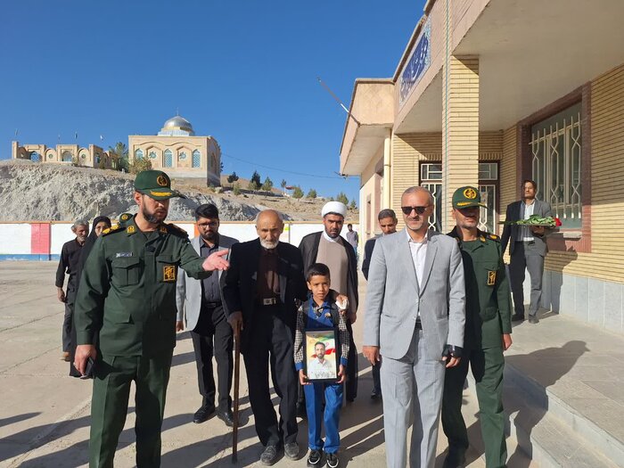 طنین زنگ «مهر و مقاومت» در مدارس خراسان جنوبی