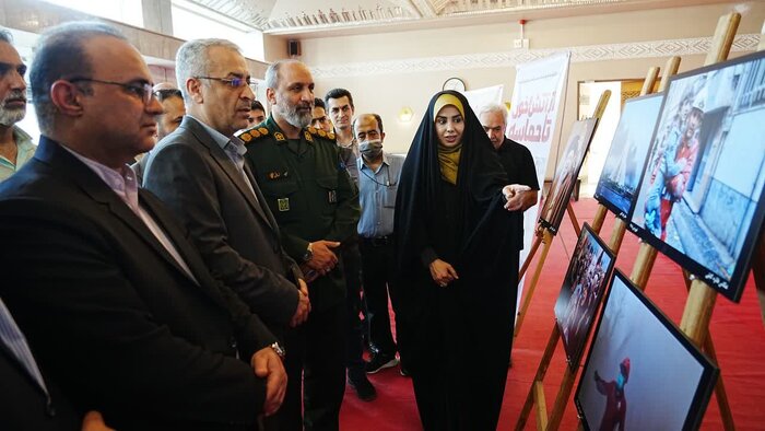 نمایشگاه عکس «از آتش خون تا حماسه» در گرگان افتتاح شد
