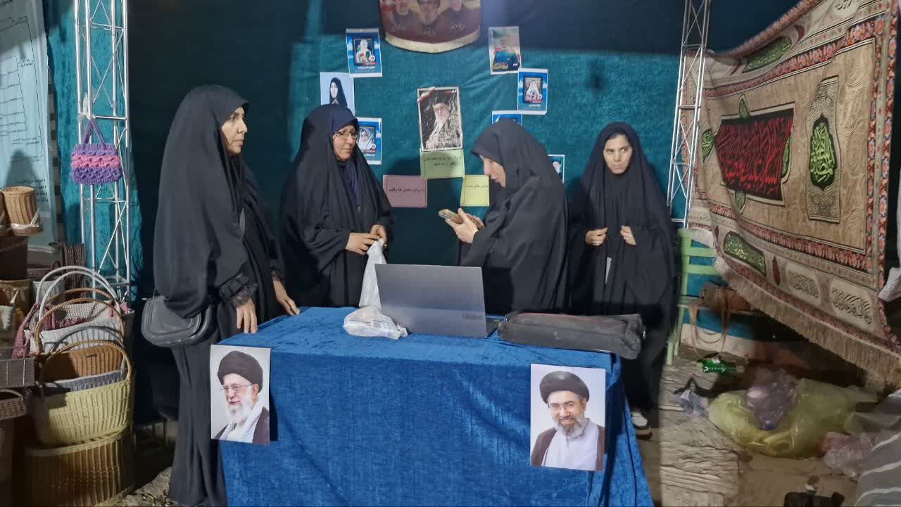 فیلم| برپایی نمایشگاه «اسوه» در دلفان همزمان با هفته دفاع مقدس
