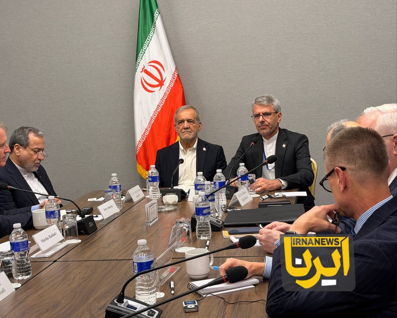 گفتوگوی رئیسجمهوری ایران با سردبیران رسانههای آمریکایی