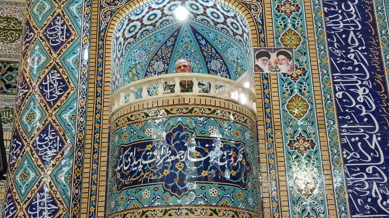 ارتش در دفاع از انقلاب و تمامیت ارضی کشور نقش تعیینکنندهای داشته است