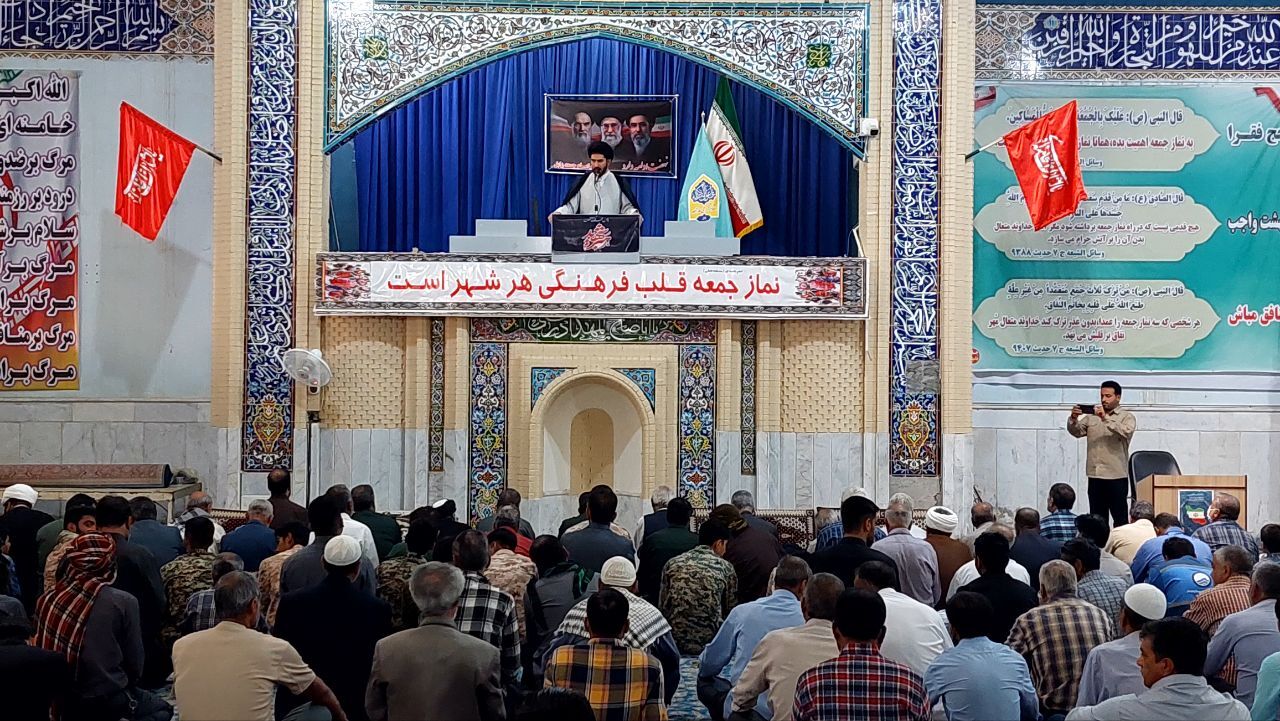 امام جمعه موقت زابل: فرهنگ ایثار و مقاومت سرمایه ماندگار دوران دفاع مقدس است