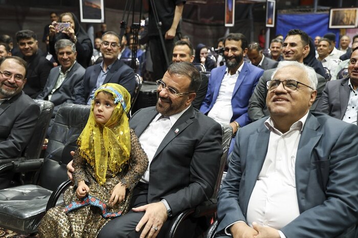 استاندار فارس: اقتصاد گردشگری باید به اشتغال و رونق زندگی مردم منجر شود