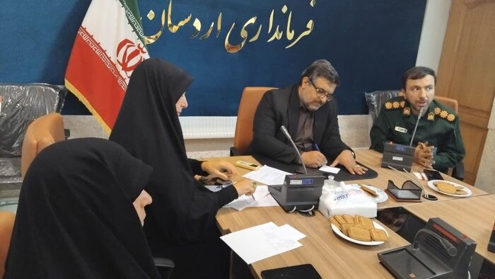 حضور بانوان جان‌فدا در تجمع‌ها دشمن‌شکن است