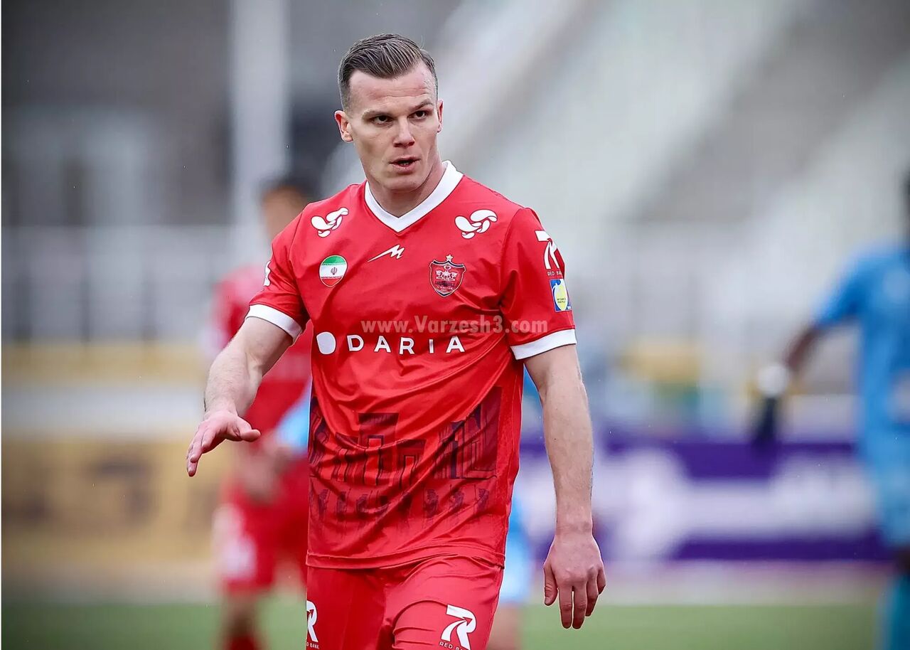بازگشت مدافع پرسپولیس به ایران