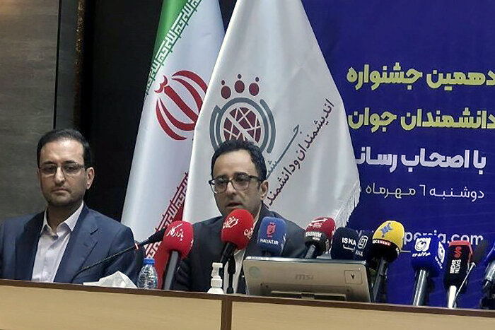 علوم پایه، بنیان پیشرفت‌ علمی/جشنواره اندیشمندان جوان از ۱۰ نوآور حمایت می‌کند