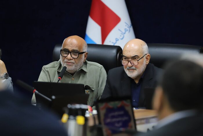 استاندار خوزستان: منطقه آزاد اروند ظرفیت تبدیل شدن به محور تجارت و توسعه را دارد