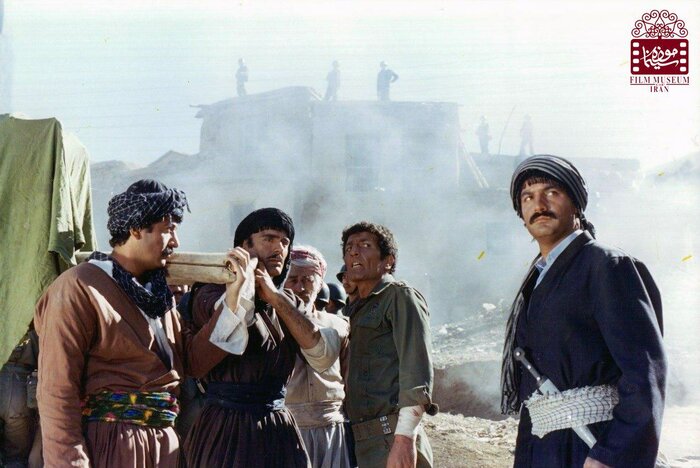 نمایی از فیلم عقابها - لبخند سبز
