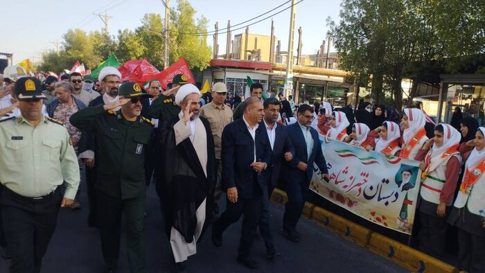 امامجمعه ایلام: ایستادگی مردم و نیروهای مسلح توطئهها را ناکام گذاشت