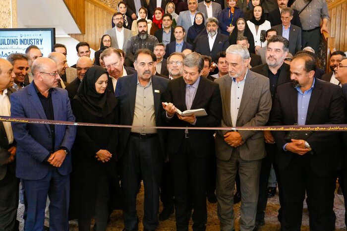 تأکید استاندار بر «بومیسازی» و گذار به «معماری سبز»؛ در صنعت ساختمان