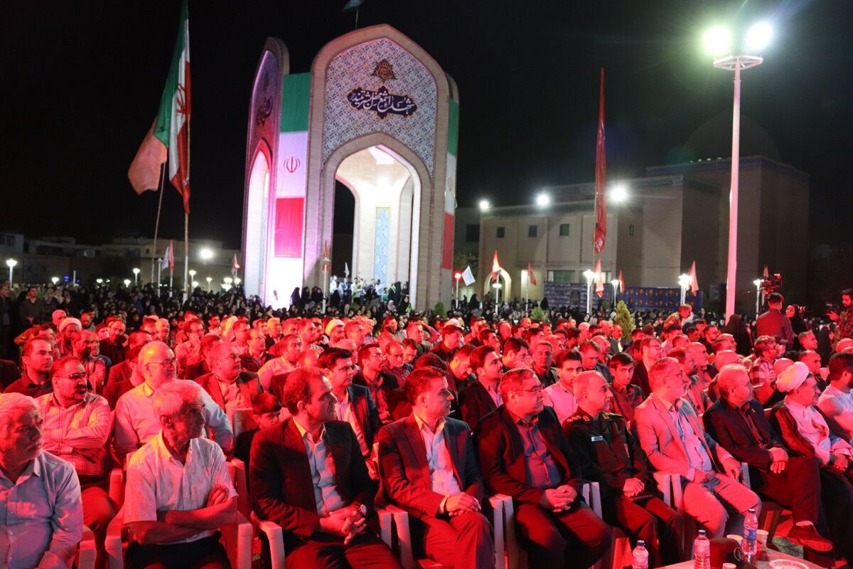 ۹۲ شهید دانشجو در قاب ایستادگی؛ روایت ایثار، جهاد و مقاومت در بیرجند ۹۲ شهید دانشجو در قاب ایستادگی؛ روایت ایثار، جهاد و مقاومت در بیرجند