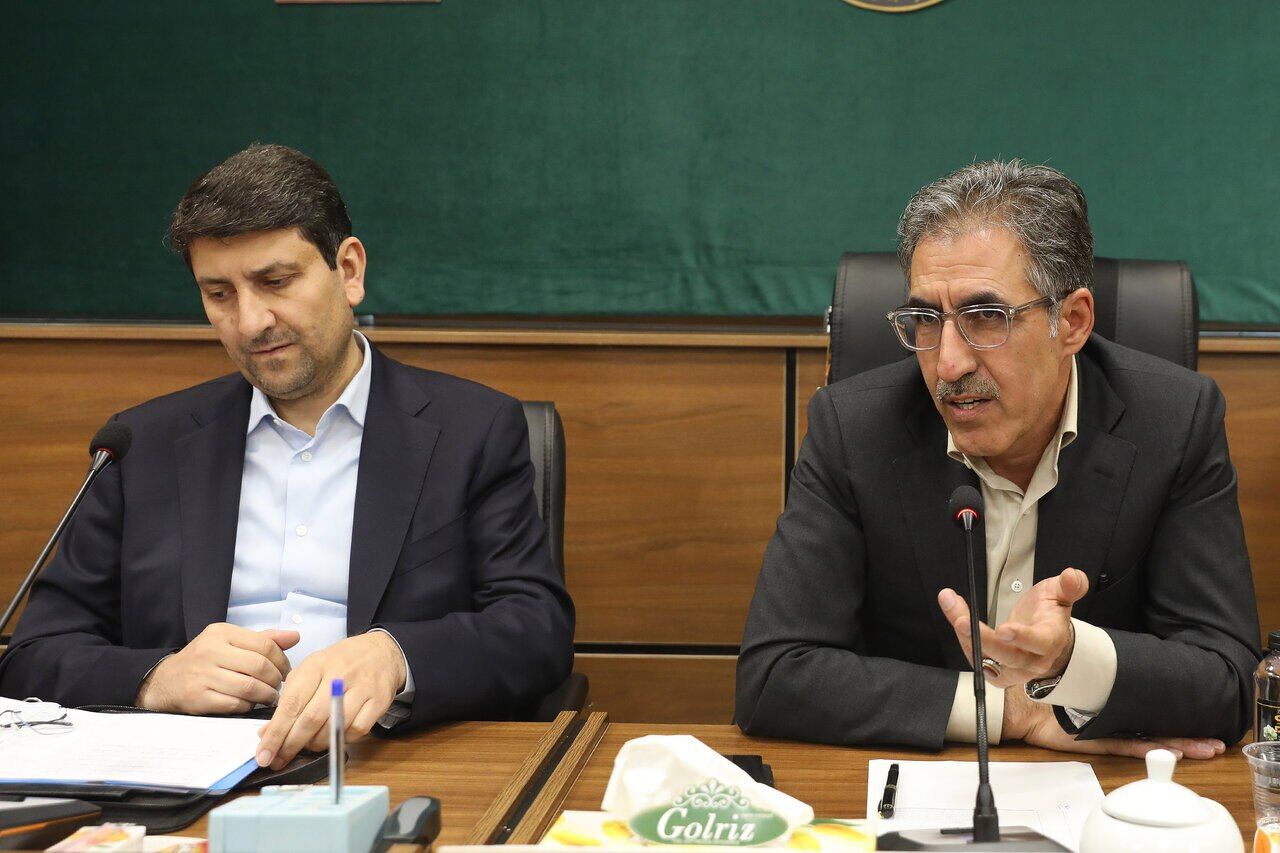 وزیر ارتباطات: بازگشت خدمات به ۵۰۰ مرکز آسیبدیده در ۴۹ ساعت