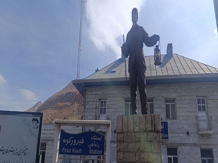 وقتی ریلها به جنگل میرسند؛ روایت سفری از کویر تا شیرگاه 4 وقتی ریلها به جنگل میرسند؛ روایت سفری از کویر تا شیرگاه