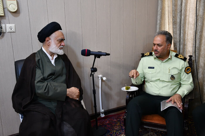 ضرورت حفظ اقتدار نیروی انتظامی با برخورد قانونی با تخلفات