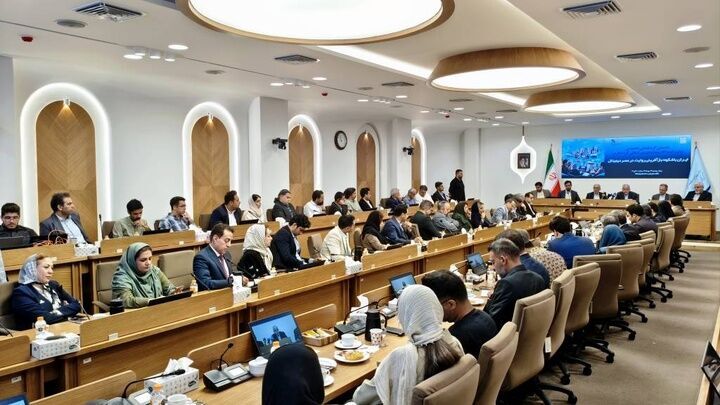 وزير التراث الثقافي: إيران تمتلك مليون أثر تاريخي وينبغي تحويل قدرتنا الحضارية الى رواية عالمية وزير التراث الثقافي: إيران تمتلك مليون أثر تاريخي وينبغي تحويل قدرتنا الحضارية الى رواية عالمية