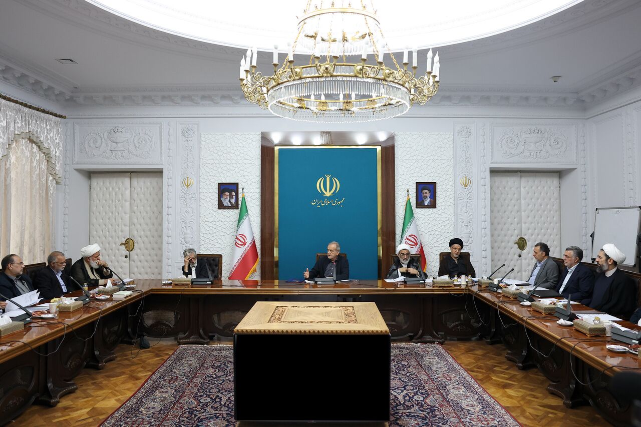 تأکید رئیسجمهور بر بازنگری در برخی رویکردهای نظام آموزشی کشور تأکید رئیسجمهور بر بازنگری در برخی رویکردهای نظام آموزشی کشور