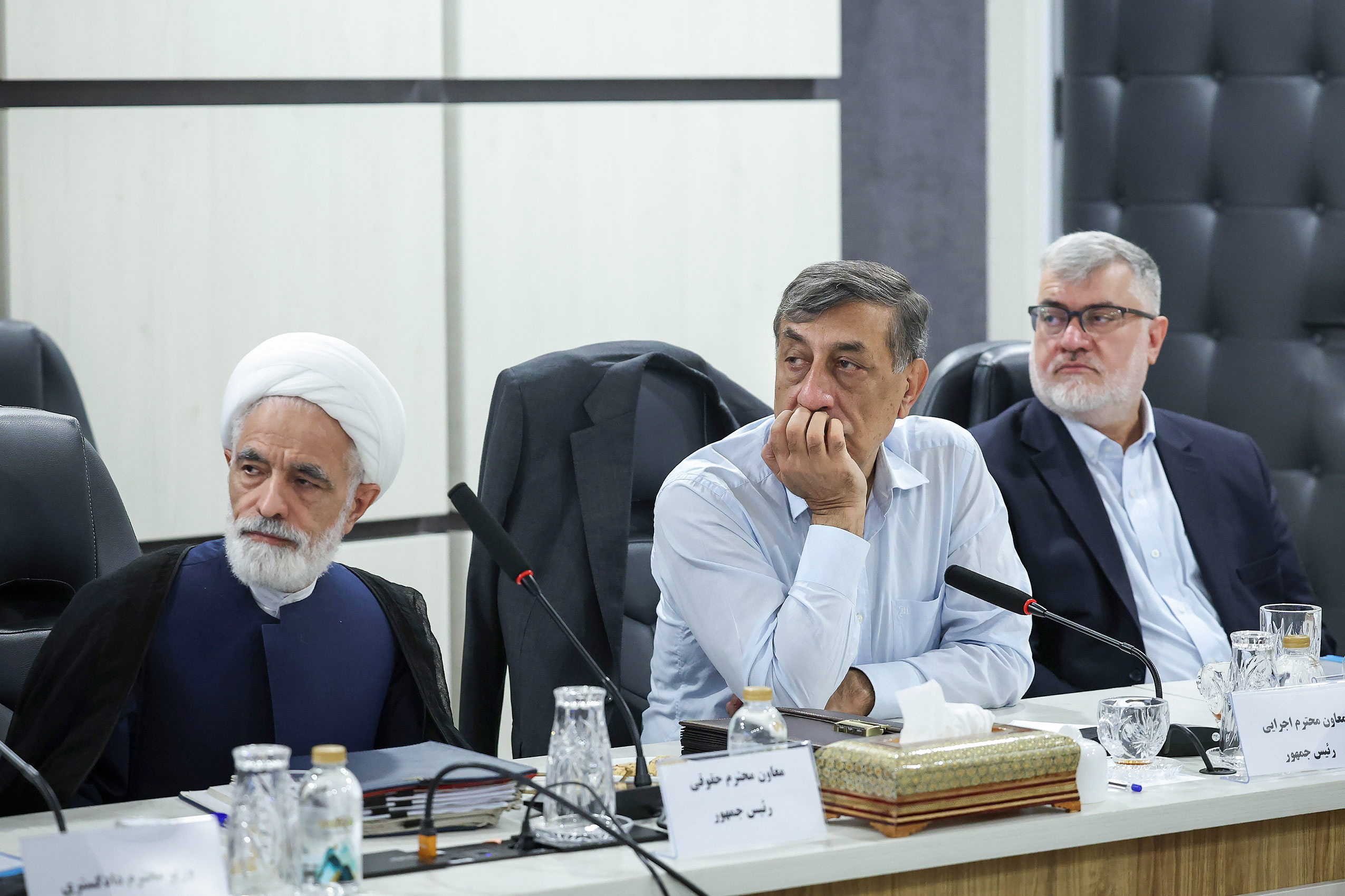 پزشکیان: ضمن گفتوگو و مذاکره، برای احقاق حقوق ملت ایران از موضع عزت و اقتدار سخن میگوییم