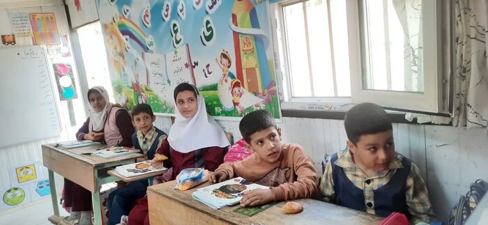 دانش آموزان مدرسه دره چپی بروجرد
