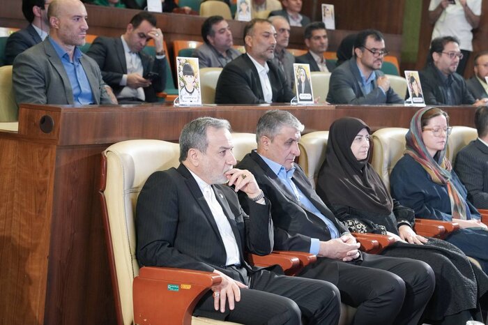 عراقچی: متجاوزان باید پاسخگوی تخریب محیط زیست باشند/ طبیعت، میدان رقابت سیاسی نیست