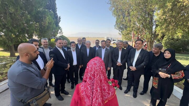 سفر یکروزه وزیر میراثفرهنگی برای افتتاح رویدادهای مهر شیراز