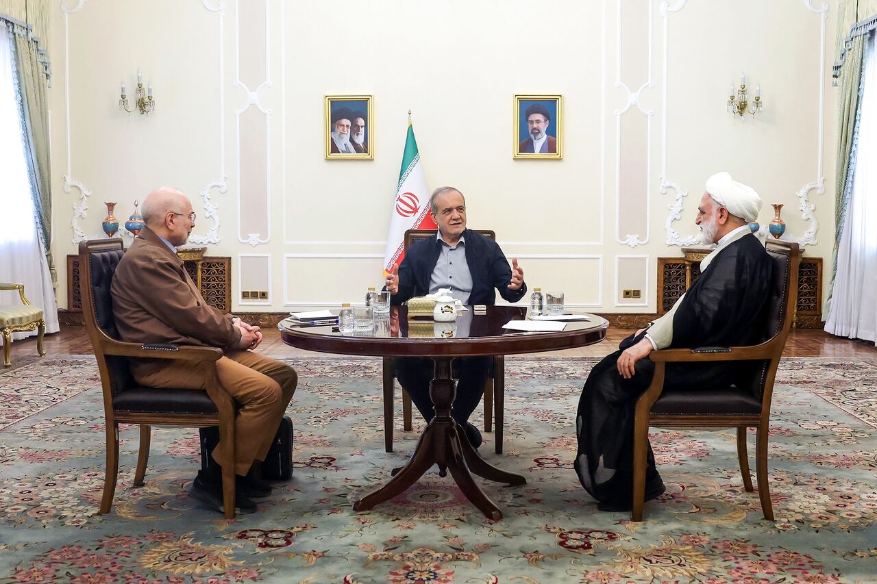 نشست مشترک سران سه قوه به میزبانی رئیسجمهور برگزار شد
