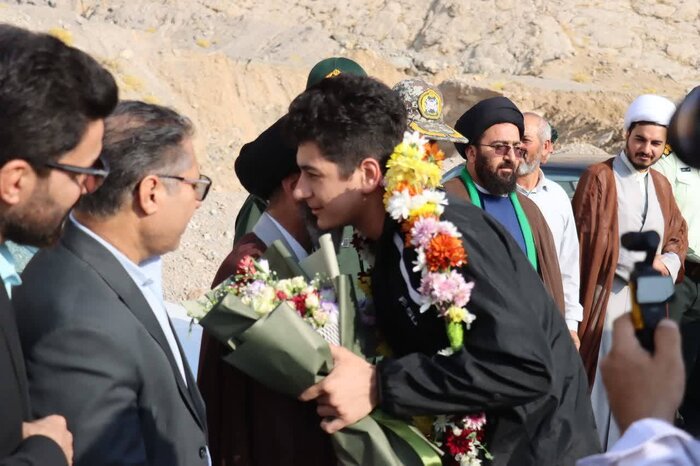 پایان ماموریت هشتماهه و قدردانی استاندار ایلام از ملوان ناو بوشهر