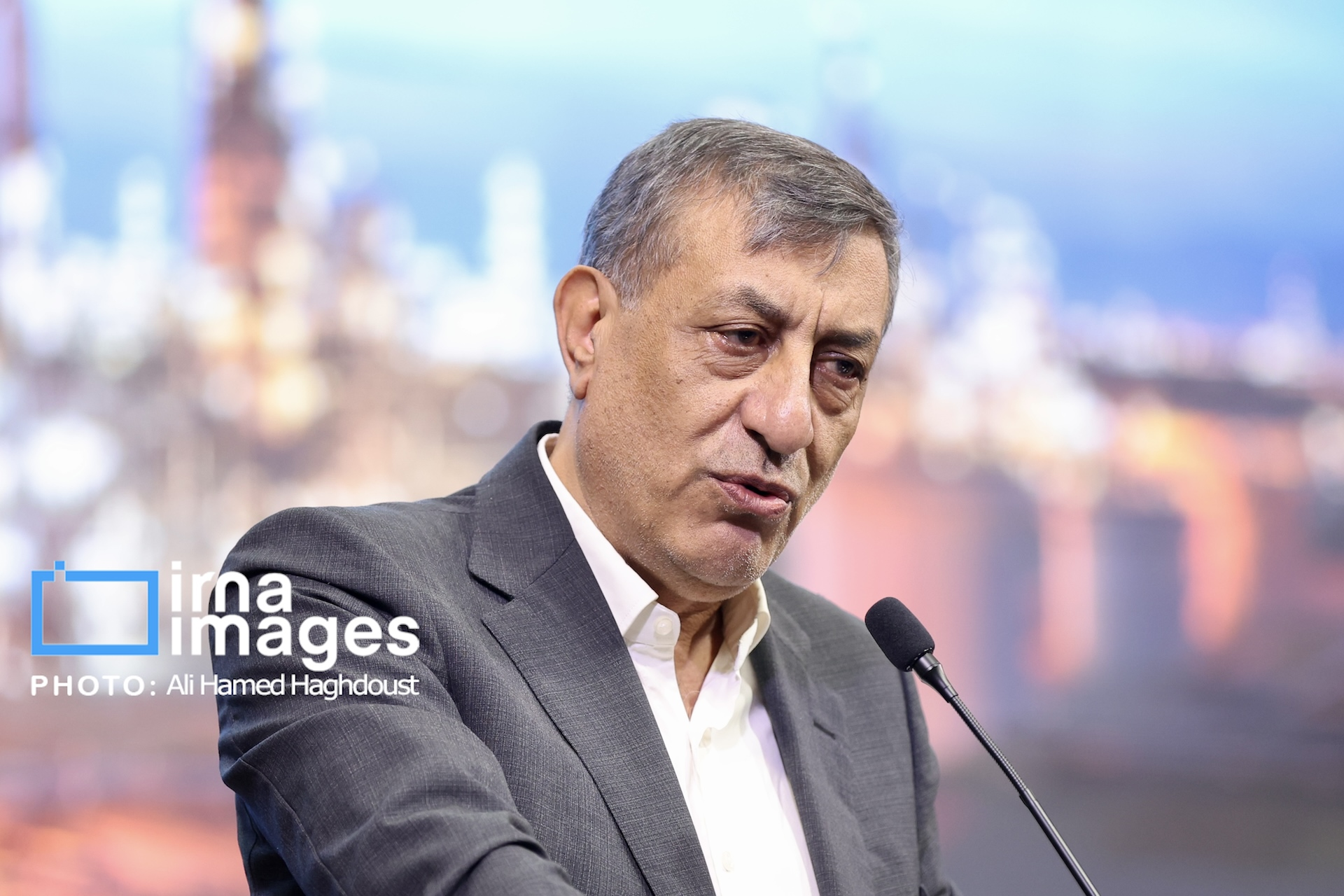 قائم پناه: بخش خصوصی باید مسئولیت اصلی سازندگی کشور را بر عهده بگیرد