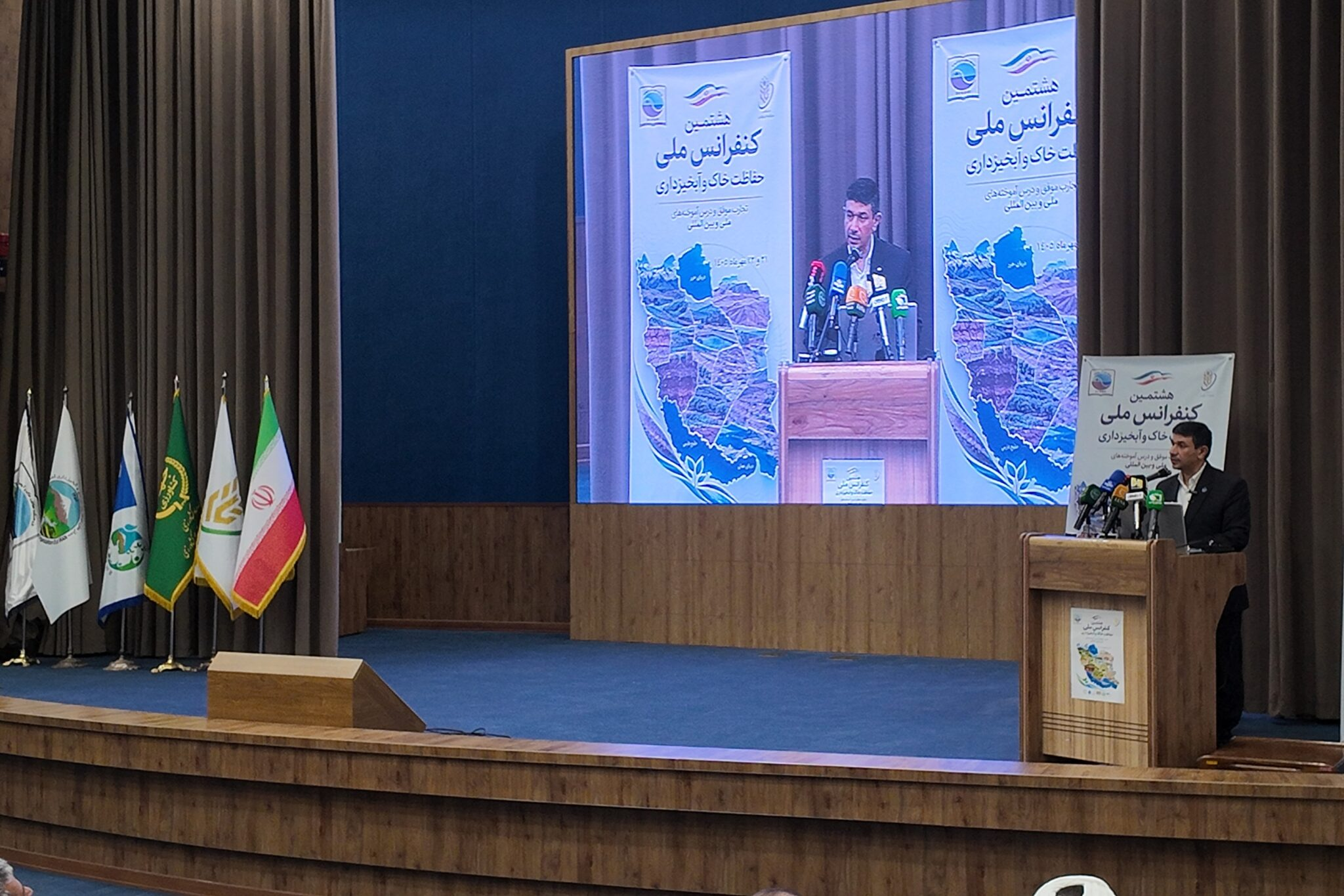 حفاظت از آب و خاک شرط بنیادین امنیت غذایی است