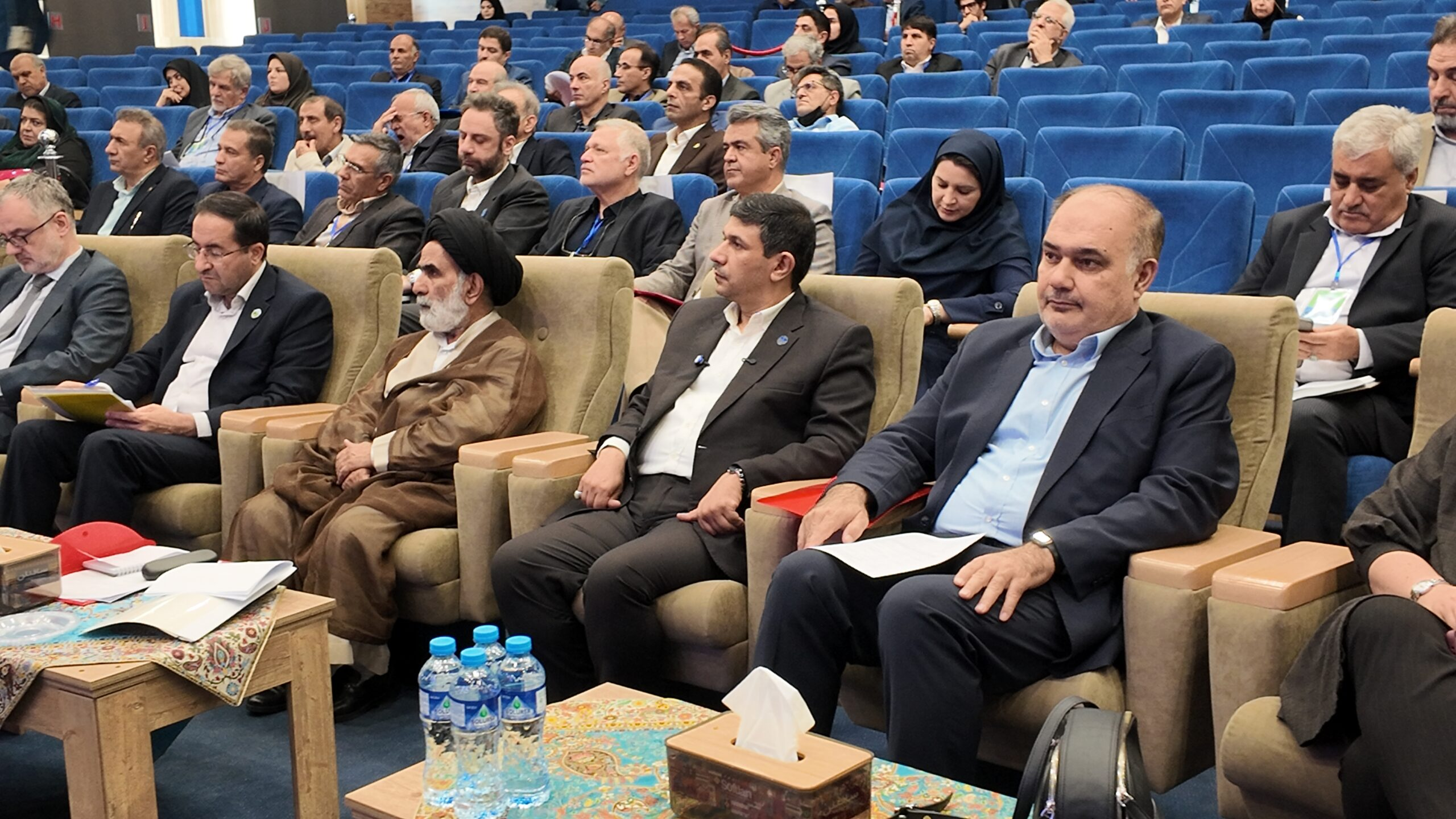 حفاظت از آب و خاک شرط بنیادین امنیت غذایی است