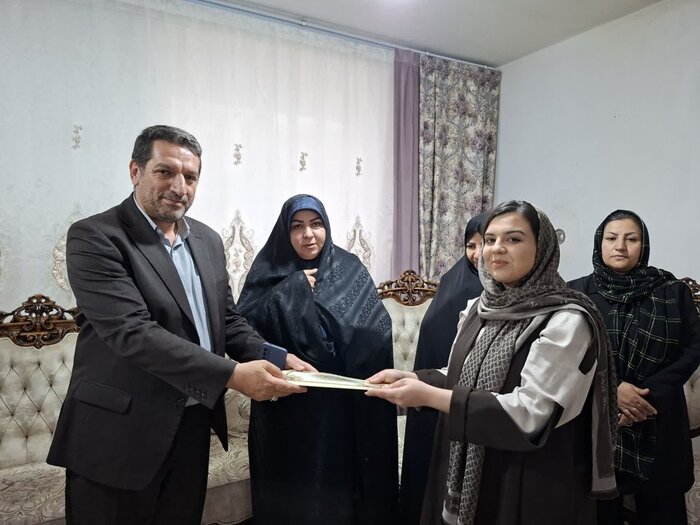 پیام آذری