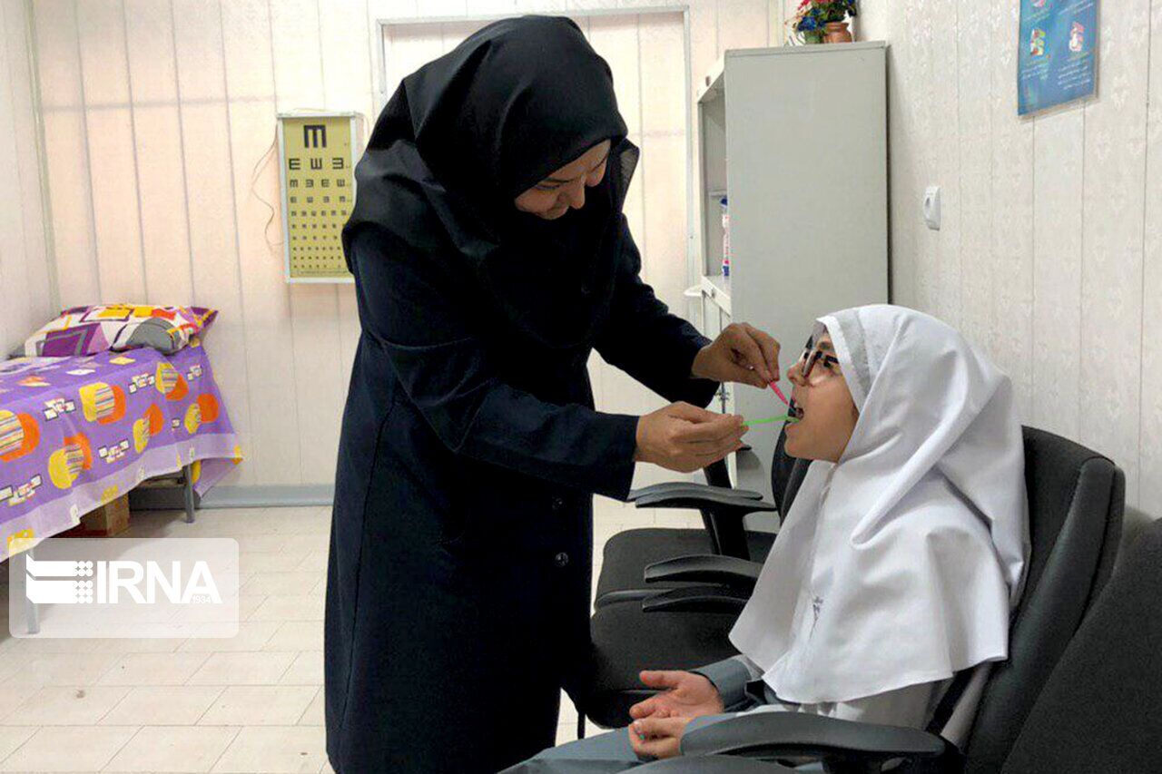 تجهیز ۳۴ درصد مدارس کشور به اتاق بهداشت/ ۷ هزار نفر مراقب سلامت دانش‌آموزان هستند