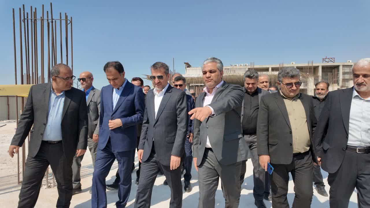 دبیر شورای عالی مناطق آزاد: بوشهر ظرفیت تبدیلشدن به قطب تجارت و گردشگری را دارد دبیر شورای عالی مناطق آزاد: بوشهر ظرفیت تبدیلشدن به قطب تجارت و گردشگری را دارد