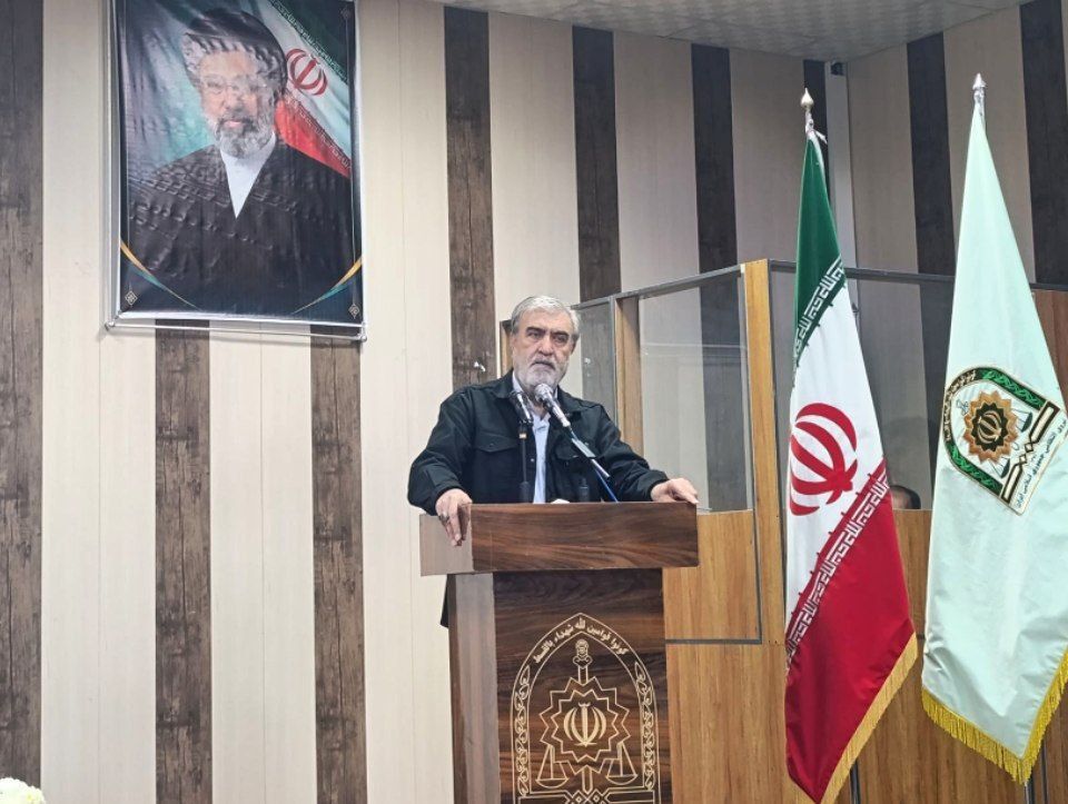 عزیزی: هر خطایی از سوی دشمن، پاسخی پشیمان‌کننده‌تر دارد