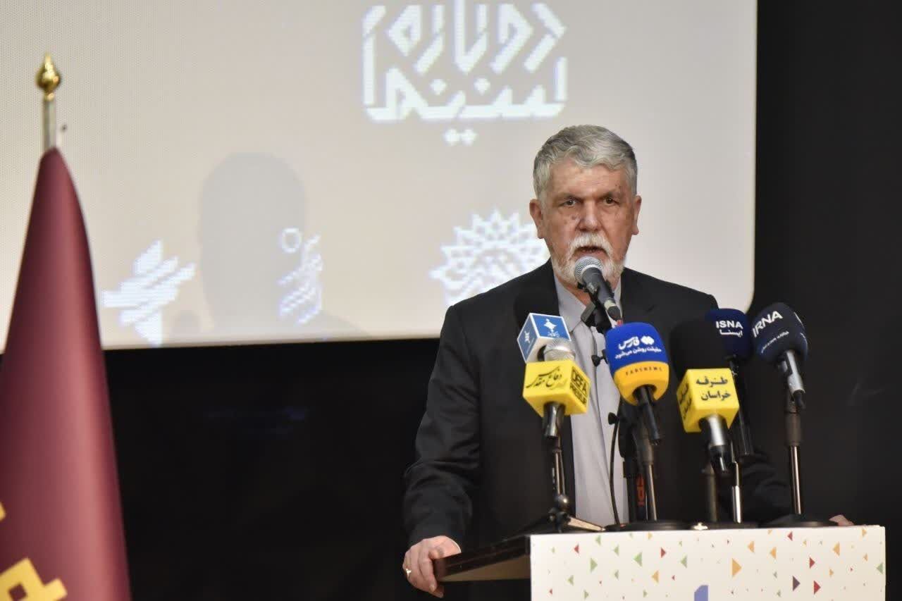 وزیر فرهنگ: هنر باید روستا را به متن زندگی بازگرداند