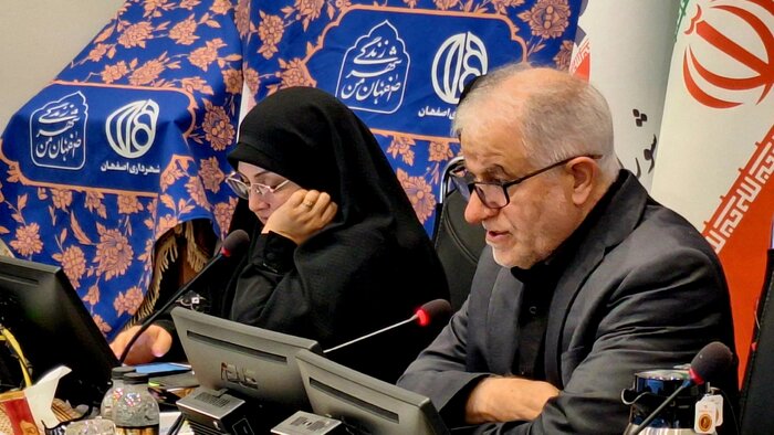 آمارنامه اصفهان ۱۴۰۴ رونمایی شد