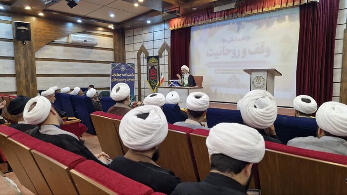 امامجمعه ایلام: مساجد کانون امیدآفرینی و گرهگشایی از مسائل مردم شوند