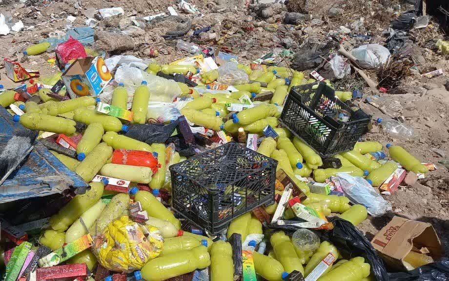 افزون بر ۲ تن مواد غذایی غیربهداشتی در یزد معدوم شد
