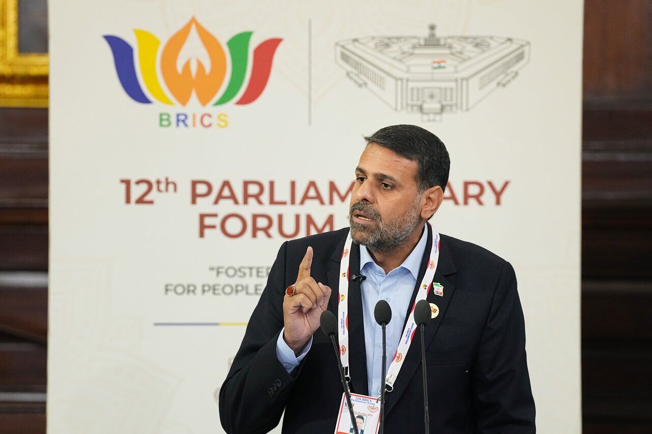 نادری: هیچ کشوری نباید خود را فراتر از قانون بداند