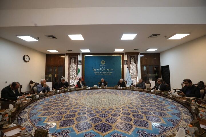 تاکید بر حفاظت اضطراری و احیای میراث صنعتی اصفهان/گذرگاه صنایع‌دستی در قلب تهران