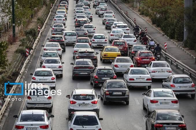 ترافیک نیمه‌سنگین در چند محور منتهی به تهران/ قزوین-کرج و شهریار- تهران پرتردد