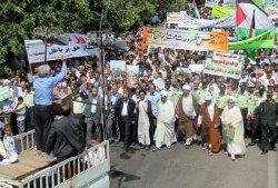 مردم گناباد در حمايت از آرمان آزادي فلسطين راهپيمايي كردند