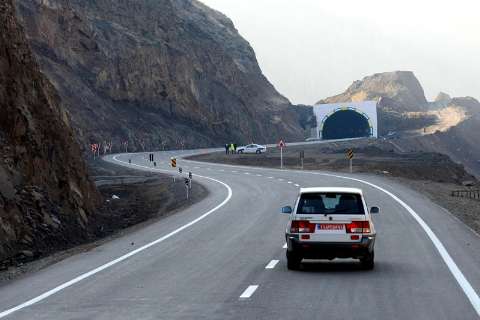 اردبیل، شاهراه ارتباطی شمال‌غرب با ۸۵۰ کیلومتر بزرگراه