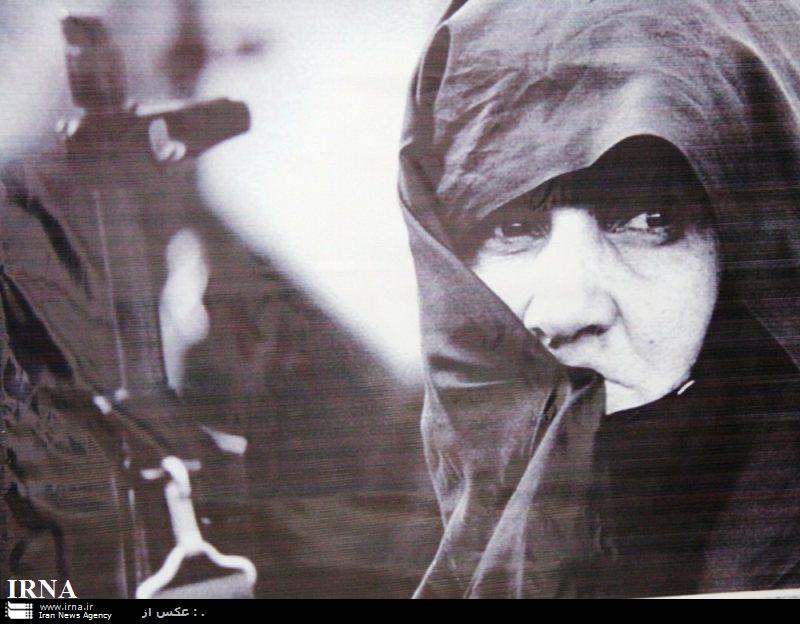 همایش نقش زنان درطول هشت سال دفاع مقدس درکیش برگزار شد