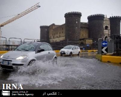 باران هاي سيل آسا زنگ خطر را در رم و 6 استان ايتاليا بصدا درآورد