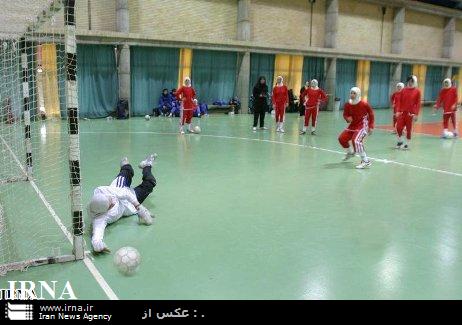 تيم فوتسال داماش بانوان گيلان در خانه متوقف شد