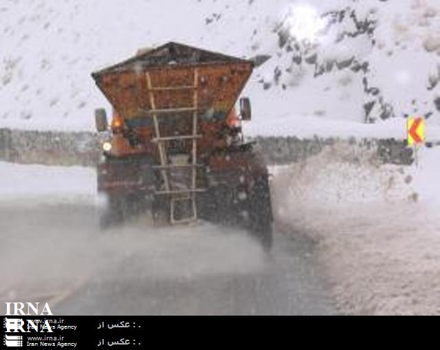 تردد در محورهاي كوهستاني چهارمحال و بختياري  دشوار است